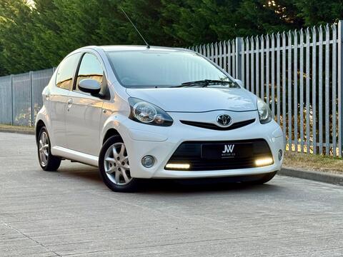 Toyota AYGO Hatchback 1.0 VVT-i Mode Euro 5 5dr