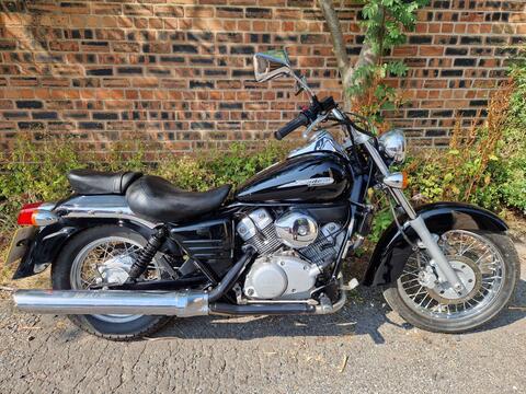 Honda VT125 Shadow Custom Cruiser