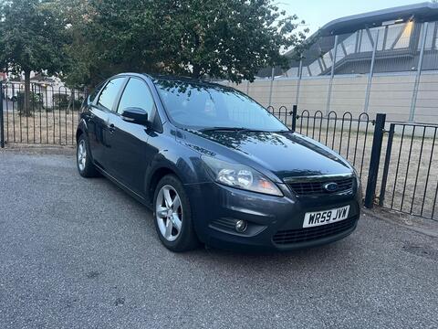 Ford Focus Hatchback 1.6 Zetec 5dr