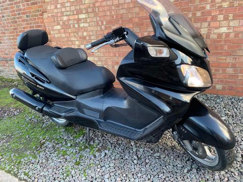 Suzuki Burgman 650 Scooter 650 Burgman AZ