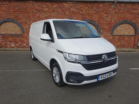 Volkswagen Transporter Panel Van 2.0 TDI T28 Highline FWD SWB Euro 6 (s/s) 5dr