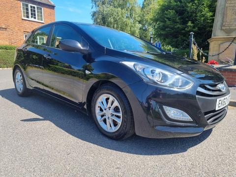 Hyundai i30 Hatchback 1.6 CRDi Blue Drive Active Euro 5 (s/s) 5dr