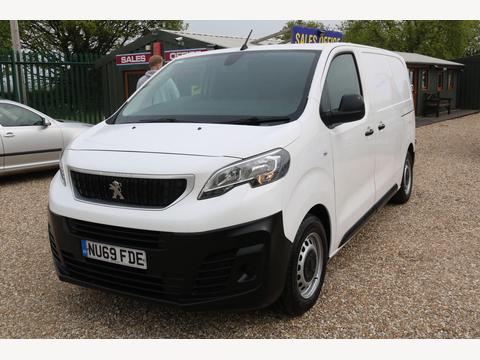 Peugeot Expert Panel Van 1.5 BlueHDi 1000 Professional Standard Panel Van MWB Euro 6 (s/s) 6dr
