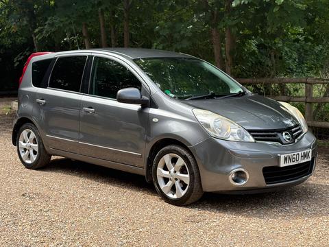 Nissan Note Hatchback 1.6 16V Tekna Auto Euro 5 5dr