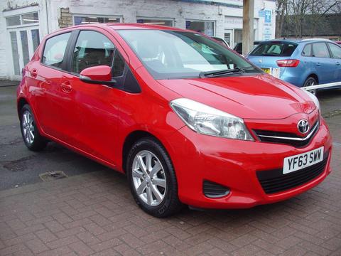 Toyota Yaris Hatchback 1.33 Dual VVT-i TR Euro 5 5dr