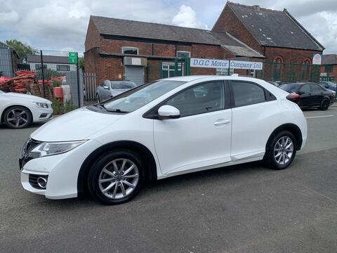 Honda Civic Hatchback 1.6 i-DTEC SE Plus (Navi) Euro 5 (s/s) 5dr
