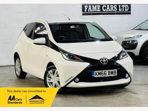 Toyota AYGO Hatchback 1.0 VVT-i x-pression x-shift Euro 6 5dr