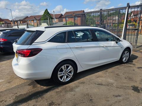 Vauxhall Astra Estate 1.6 CDTi ecoTEC BlueInjection Design Sports Tourer Euro 6 (s/s) 5dr