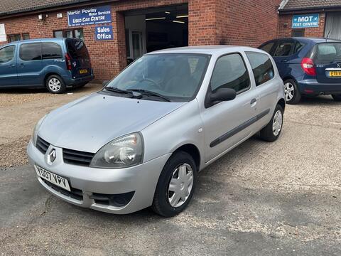 Renault Clio Hatchback 1.2 Campus 3dr