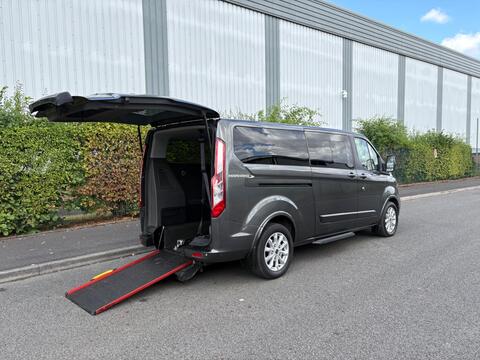 Ford Tourneo Custom Minibus 2.0 310 EcoBlue Titanium L2 Euro 6 (s/s) 5dr