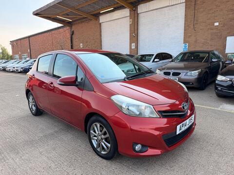 Toyota Yaris Hatchback 1.33 Dual VVT-i Icon Plus Euro 5 5dr