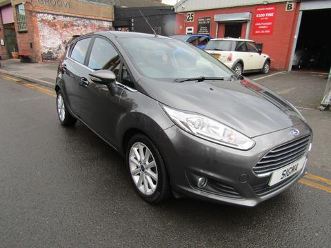 Ford Fiesta Hatchback 1.0T EcoBoost Titanium Powershift Euro 6 5dr