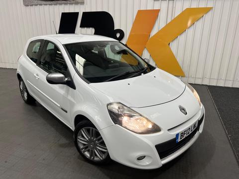 Renault Clio Hatchback 1.2 TCe Dynamique TomTom Euro 5 3dr