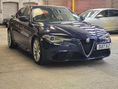 Alfa Romeo Giulia Saloon 2.2 TD Super Auto Euro 6 (s/s) 4dr