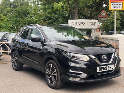 Nissan Qashqai SUV 1.3 DIG-T N-Connecta Euro 6 (s/s) 5dr
