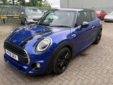 MINI Hatch Hatchback 1.5 Cooper Euro 6 (s/s) 3dr