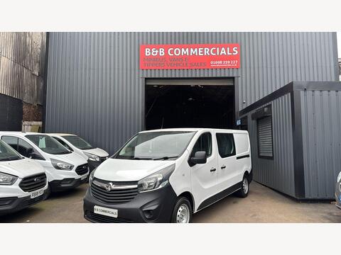 Vauxhall Vivaro Combi Van 1.6 CDTi 2900 Crew Van L2 H1 Euro 6 5dr (6 Seat)
