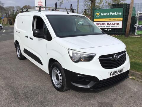 Vauxhall Combo Panel Van 1.5 Turbo D 2300 Edition L2 H1 Euro 6 (s/s) 6dr