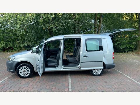 Volkswagen Caddy Maxi Combi Van 1.6 TDi C20 Maxi FWD 5dr