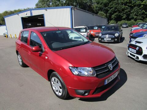 Dacia Sandero Hatchback 1.2 Laureate Euro 5 5dr