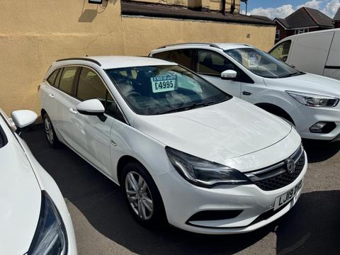 Vauxhall Astra Estate 1.6 CDTi BlueInjection Design Sports Tourer Euro 6 (s/s) 5dr