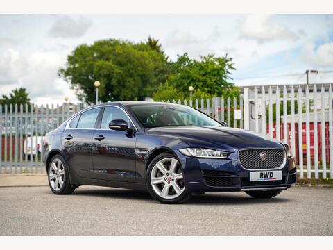 Jaguar XE Saloon 2.0i Portfolio Auto Euro 6 (s/s) 4dr