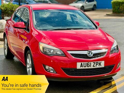 Vauxhall Astra Hatchback 1.4 16v SRi Euro 5 5dr