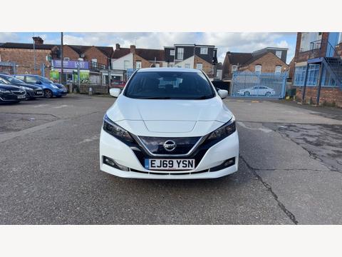 Nissan Leaf Hatchback 40kWh Acenta Auto 5dr