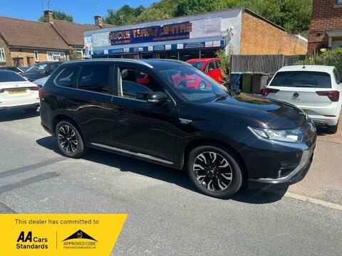 Mitsubishi Outlander SUV 2.0h 12kWh GX4hs CVT 4WD Euro 6 (s/s) 5dr