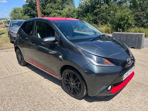Toyota AYGO Hatchback 1.0 VVT-i x-press x-shift Euro 6 5dr