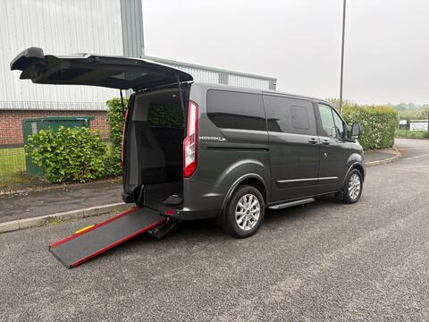 Ford Tourneo Custom Minibus 2.0 320 EcoBlue Titanium L1 Euro 6 (s/s) 5dr