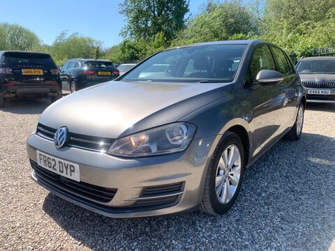 Volkswagen Golf Hatchback 1.6 TDI BlueMotion Tech SE Euro 5 (s/s) 5dr