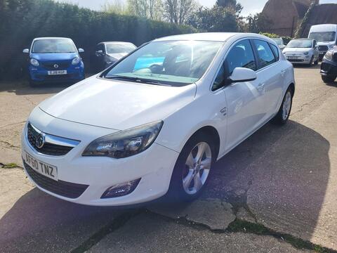 Vauxhall Astra Hatchback 1.6 16v SRi Euro 5 5dr