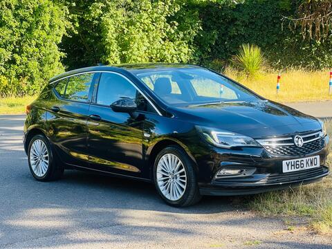 Vauxhall Astra Hatchback 1.4i Turbo Elite Nav Euro 6 5dr