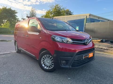 Toyota ProAce Panel Van 2.0D Icon Medium Panel Van MWB Euro 6 6dr