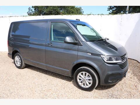 Volkswagen Transporter Panel Van 2.0 TDI T28 Highline FWD SWB Euro 6 (s/s) 5dr