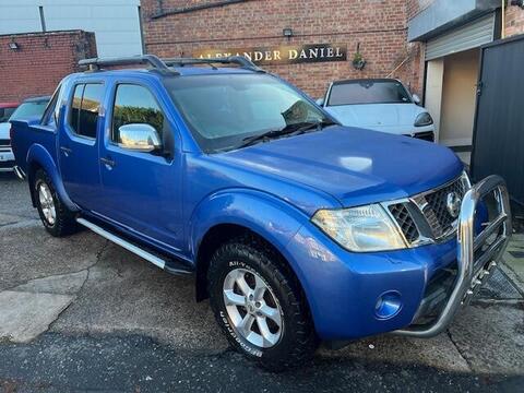 Nissan Navara Pickup 2.5 dCi Tekna 4WD Euro 5 4dr