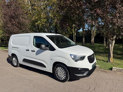 Vauxhall Combo Panel Van 1.6 Turbo D 2300 Edition L2 H1 Euro 6 (s/s) 6dr