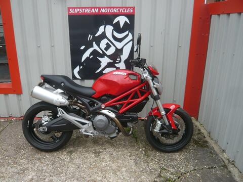 Ducati Monster 696 Naked 696 Plus