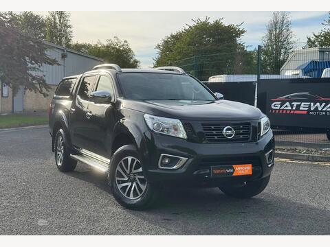 Nissan Navara Pickup 2.3 dCi Tekna Auto 4WD Euro 6 4dr