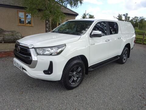 Toyota Hilux Pickup 2.4 D-4D Icon 4WD Euro 6 (s/s) 4dr