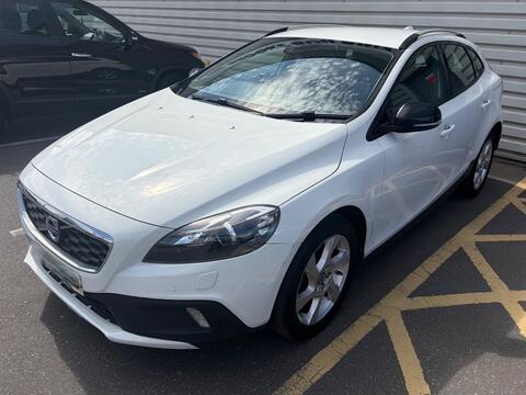 Volvo V40 Cross Country Hatchback 1.6 D2 Lux Euro 5 (s/s) 5dr