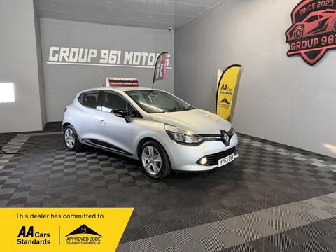 Renault Clio Hatchback 1.2 16V Dynamique MediaNav Euro 5 5dr