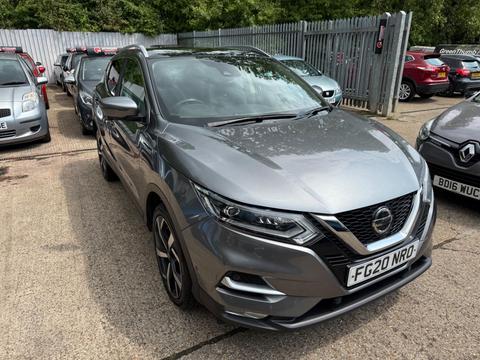 Nissan Qashqai SUV 1.3 DIG-T Tekna Euro 6 (s/s) 5dr