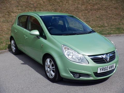 Vauxhall Corsa Hatchback 1.4i 16v SE 5dr (a/c)