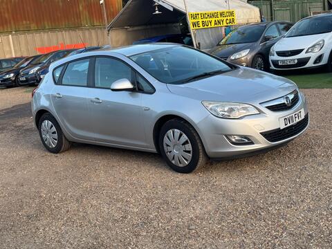 Vauxhall Astra Hatchback 1.4 16v ES Euro 5 5dr