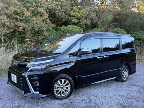 Toyota Noah MPV 2019 Voxy 1.8 Hybrid Auto 7 seater