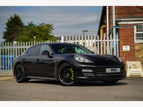 Porsche Panamera Hatchback 3.0D V6 Platinum Edition TiptronicS Euro 5 (s/s) 5dr