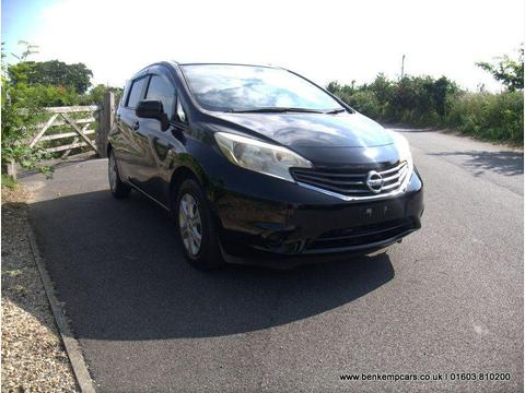 Nissan Note Hatchback 1.2 DIG-S Acenta Premium CVT Euro 5 (s/s) 5dr