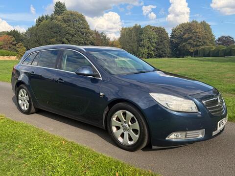 Vauxhall Insignia Estate 2.0 CDTi ecoFLEX SRi Nav Sports Tourer Euro 5 (s/s) 5dr